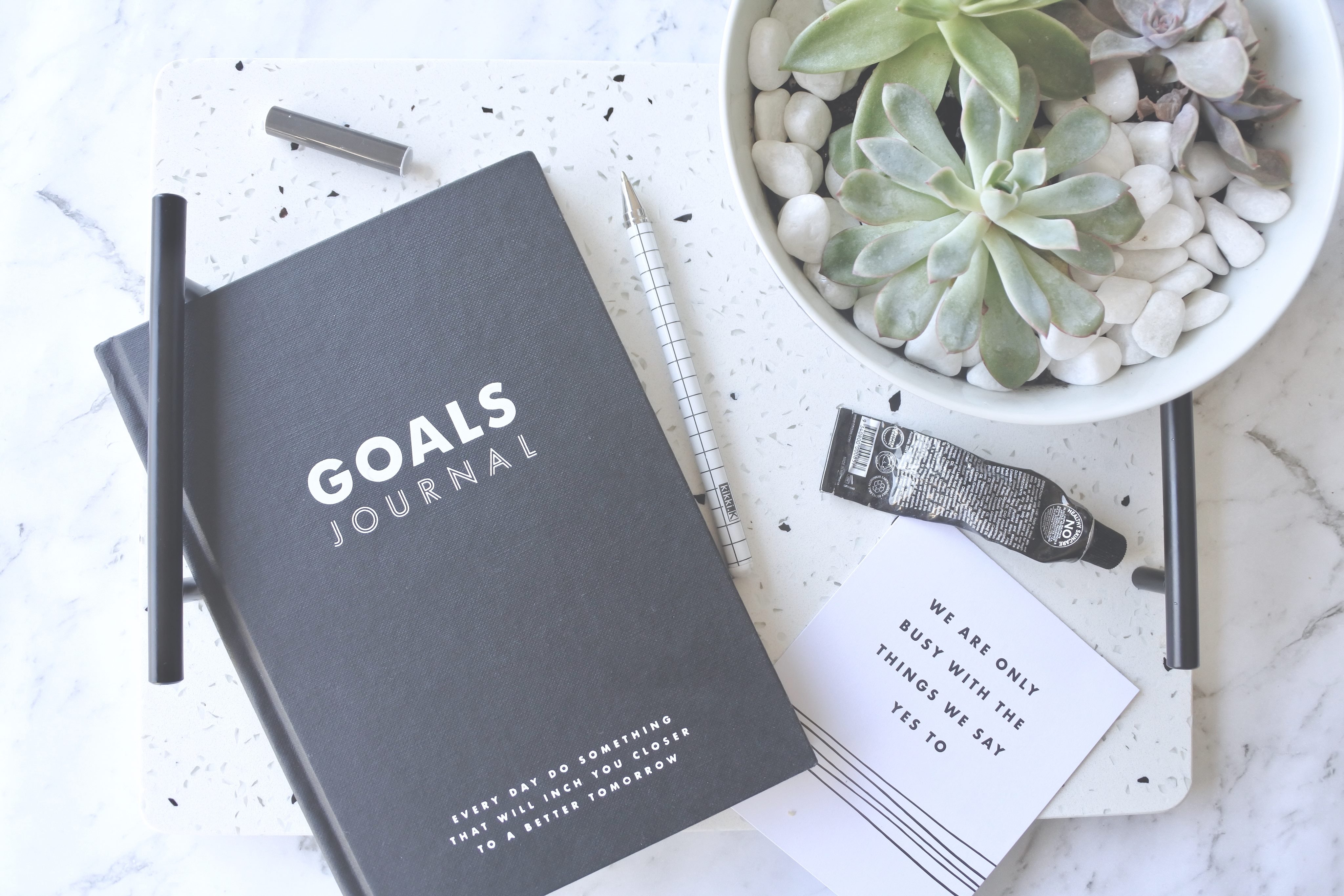 It's so easy to jump into goals without thinking about the essentials and laying down the foundations. But as a driven goal-getter (and lousy goal-achiever!) I'm ready to change all that by learning how to create achievable goals from the get-go. Are you with me?
